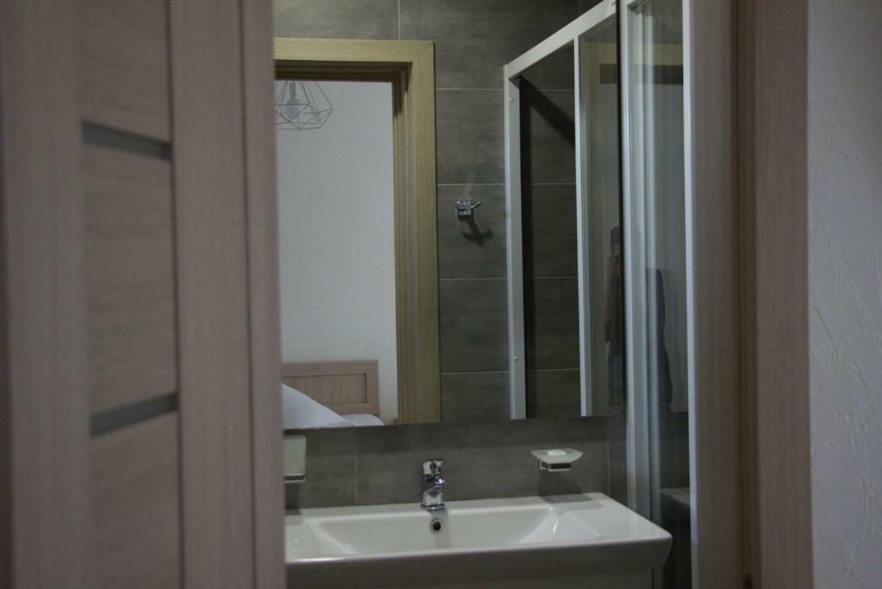 Hotel Lido Lazurne Buitenkant foto